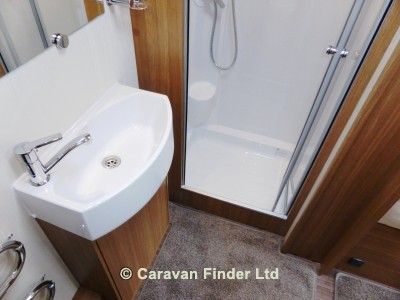 Compass Corona 574 2015 Caravan Photo