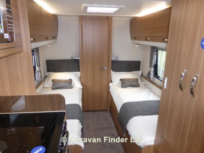 Compass Corona 574 2015 Caravan Photo